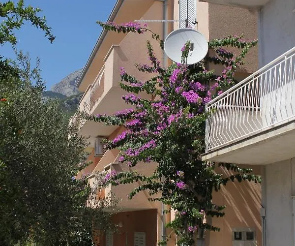 6806b Lägenhet Tučepi